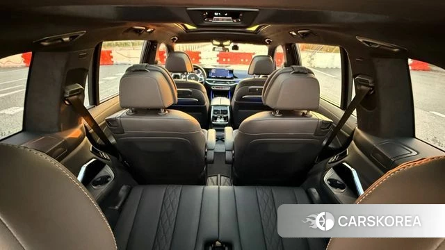 BMW X7 (G07) 2023 Цвет галактики из Кореи, фото 4