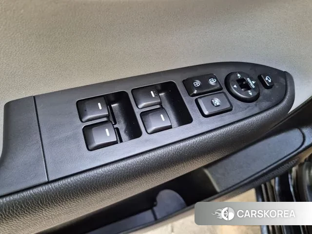 Kia The New Kia Ray 2023 Черный из Кореи, фото 4