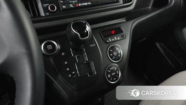 Kia The New Kia Ray 2023 Белый из Кореи, фото 4