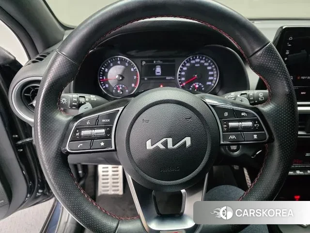 Kia The New K3 2nd generation 2022 Черный из Кореи, фото 4