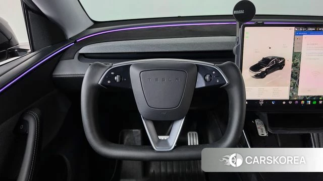Tesla Model Y 2025 Черный из Кореи, фото 4