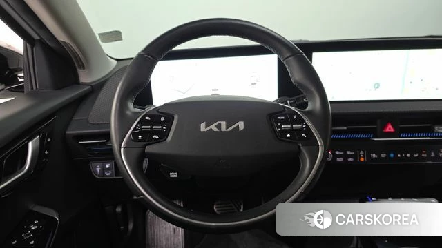 Kia EV6 2022 Белый из Кореи, фото 4