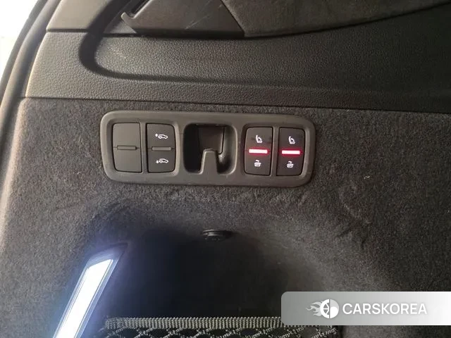 Audi SQ7 (4M) 2025 Черный из Кореи, фото 4