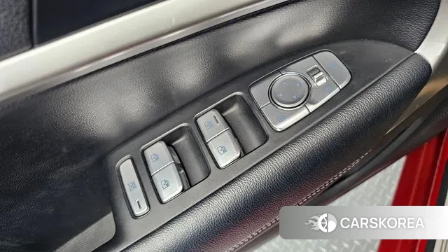 Genesis The New G70 2022 Красный из Кореи, фото 4