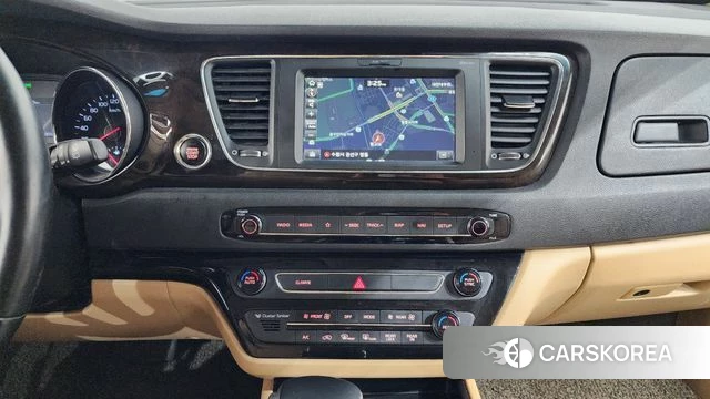 Kia The New Carnival 2018 Белый из Кореи, фото 4