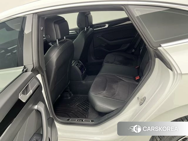 Volkswagen CC 2024 Белый из Китая, фото 4