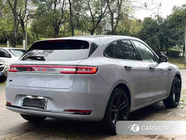 AITO Ask the world M5 2025 Серебристо-серый из Китая, фото 4