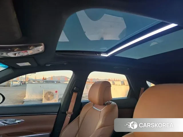 Genesis GV70 2022 Черный из Кореи, фото 4