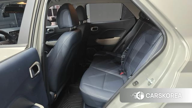 Hyundai Venue 2021 Серебристо-серый из Кореи, фото 4