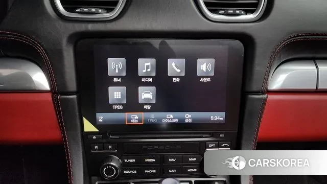 Porsche 718 Boxster 2019 Красный из Кореи, фото 4