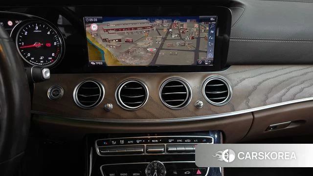 Mercedes-Benz E-Class W213 2019 Черный из Кореи, фото 4