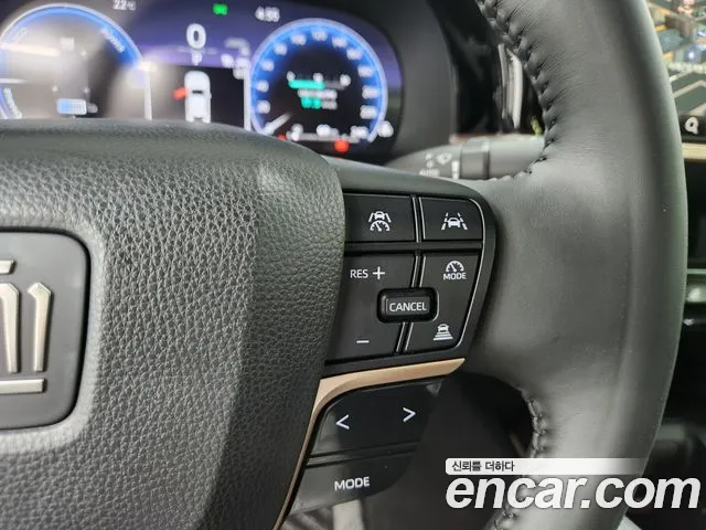 Toyota Crown Crossover 2023 Серебряный из Кореи, фото 4