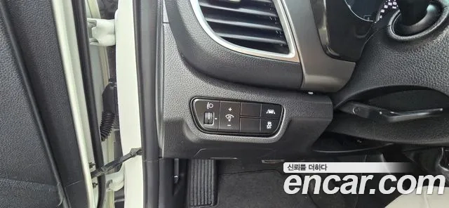 Kia Seltos 2022 Белый из Кореи, фото 4