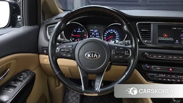 Kia The New Carnival 2018 Черный из Кореи, фото 4