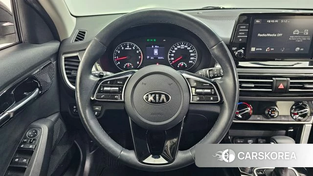 Kia Seltos 2021 Белый из Кореи, фото 4