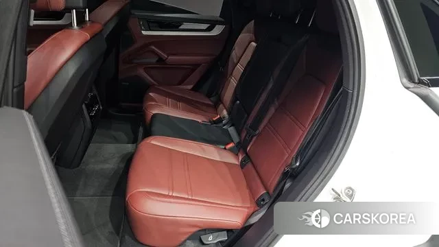 Porsche Cayenne (PO536) 2024 Белый из Кореи, фото 4