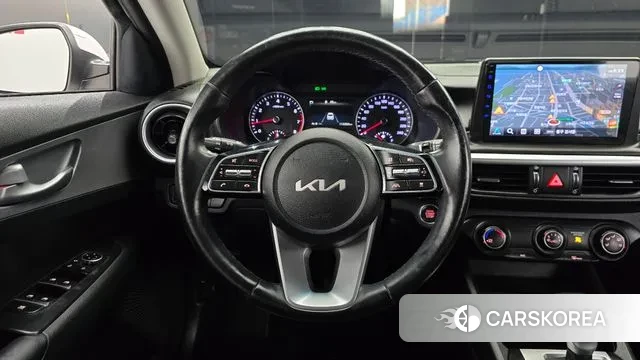 Kia The New K3 2nd generation 2022 Белый из Кореи, фото 4
