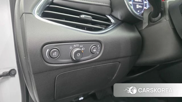 Chevrolet (GM Daewoo) The New Malibu 2021 Белый из Кореи, фото 4