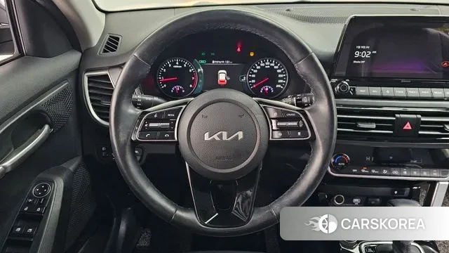 Kia Seltos 2022 Серый из Кореи, фото 4