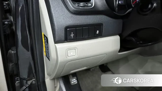 Kia The New Carnival 2020 Серый из Кореи, фото 4