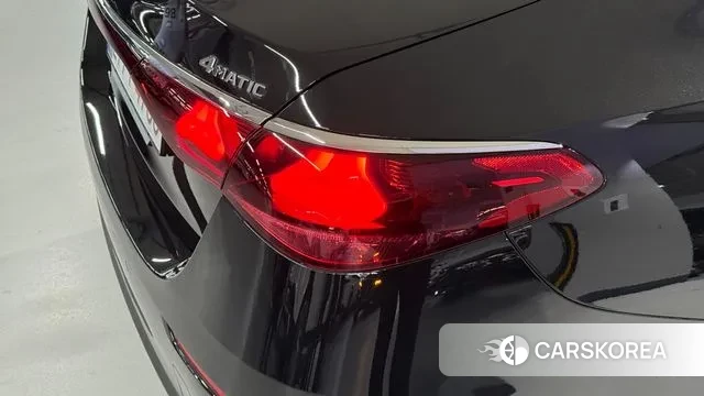 Mercedes-Benz E-Class W214 2025 Черный из Кореи, фото 4