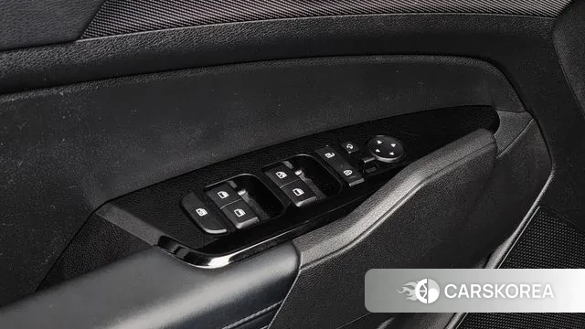 Kia Sportage 5th Generation 2021 Черный из Кореи, фото 4