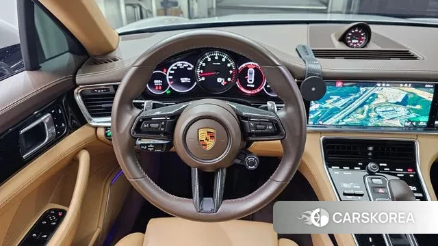 Porsche Panamera (971) 2021 Серебристо-серый из Кореи, фото 4