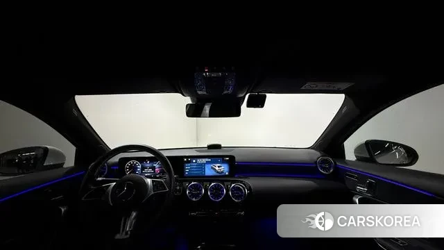 Mercedes-Benz A-Class W177 2023 Белый из Кореи, фото 4