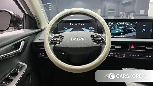 Kia EV6 2022 Белый из Кореи, фото 4