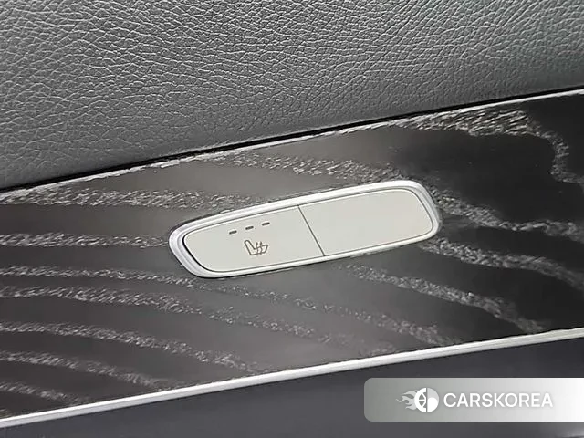 Mercedes-Benz GLC-Class X253 2019 Белый из Кореи, фото 4