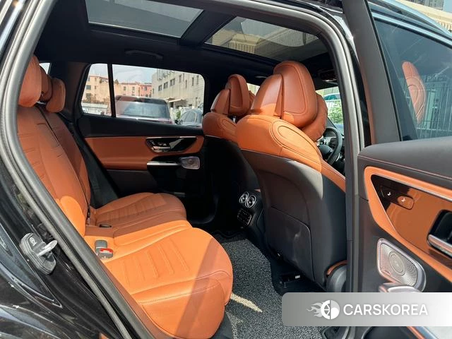 Mercedes-Benz GLC 2024 Черный из Китая, фото 4