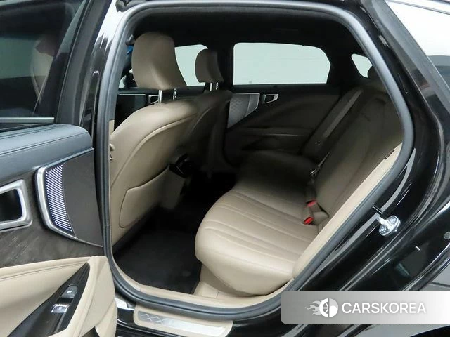 Kia K8 Hybrid 2023 Черный из Кореи, фото 4