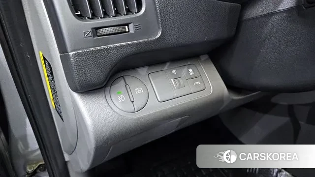 Hyundai The New Grand Starex 2018 Серебряный из Кореи, фото 4