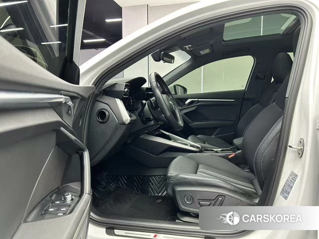 Audi A3 2021 Белый из Китая, фото 4