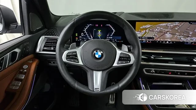 BMW X7 (G07) 2025 Белый из Кореи, фото 4