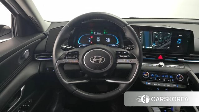 Hyundai The New Avante (CN7) 2025 Белый из Кореи, фото 4