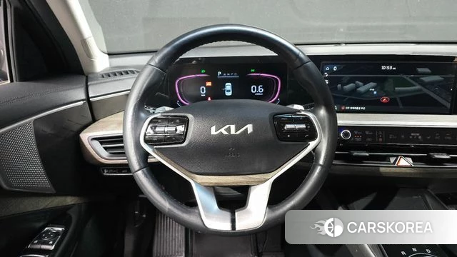 Kia K8 2024 Серебристо-серый из Кореи, фото 4