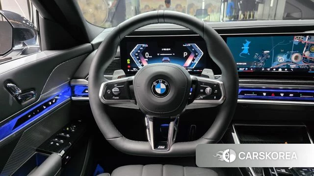 BMW 7 Series (G70) 2025 Черный из Кореи, фото 4