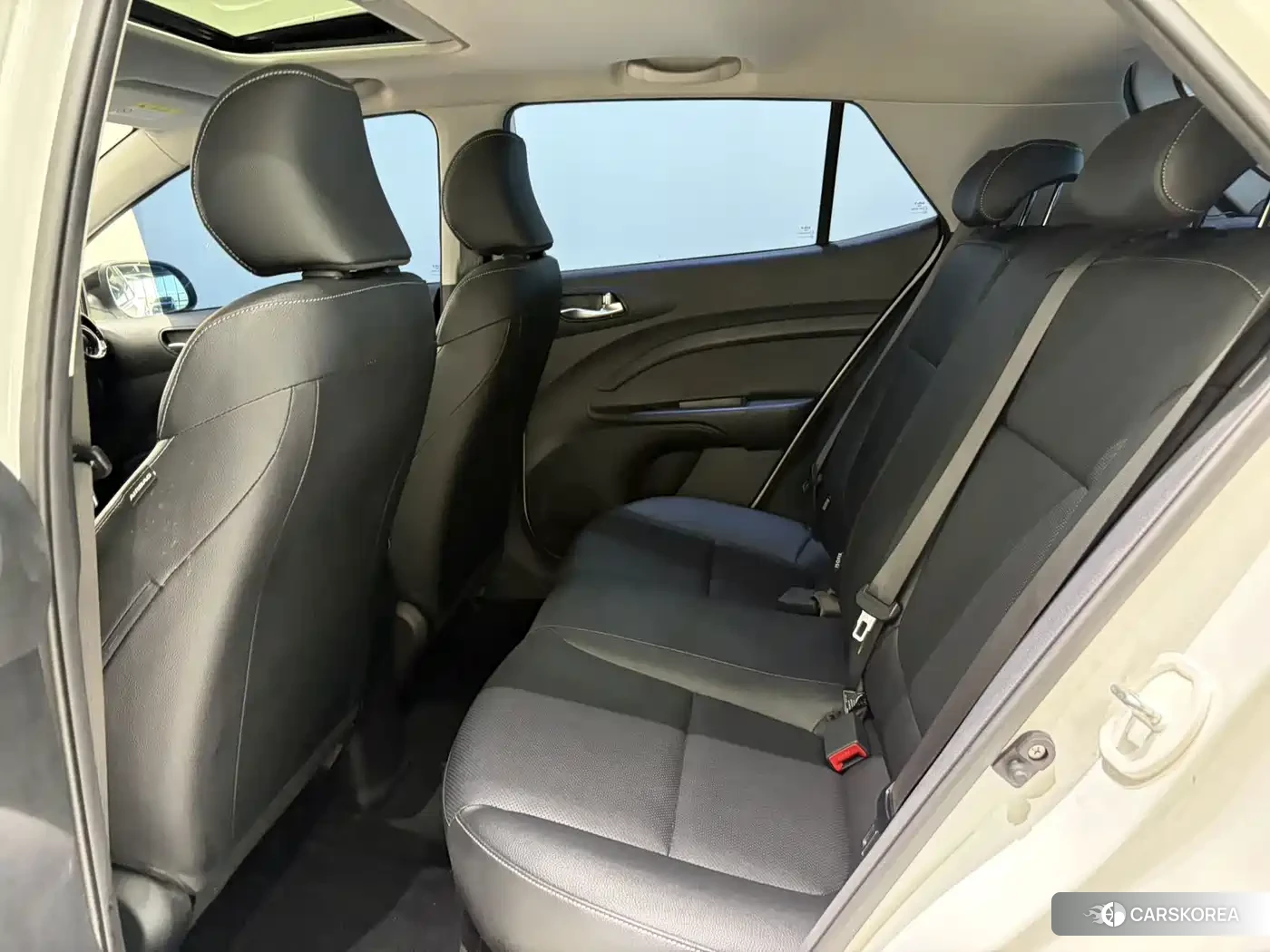 Kia KX1 2023 Белый из Китая, фото 4
