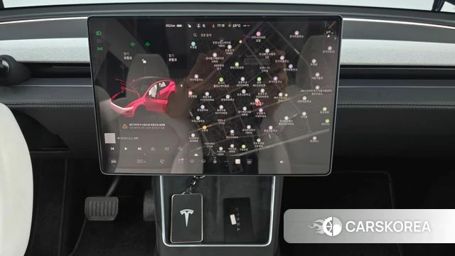 Tesla Model Y 2025 Черный из Кореи, фото 4