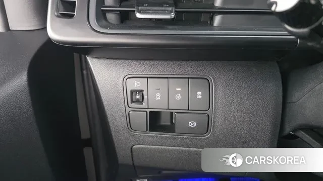 Hyundai Staria 2023 Белый из Кореи, фото 4