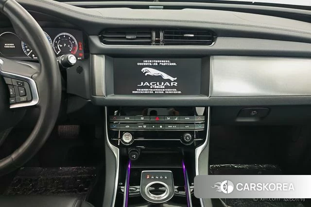 Jaguar XFL 2021 Красный из Китая, фото 4