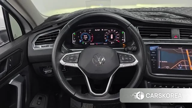 Volkswagen Tiguan second Generation 2021 Белый из Кореи, фото 4