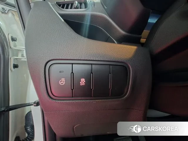 Kia The New Kia Ray EV 2023 Белый из Кореи, фото 4