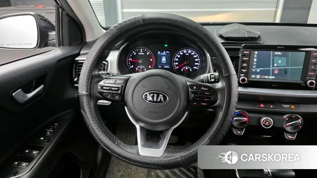 Kia Stonic 2018 Черный из Кореи, фото 4
