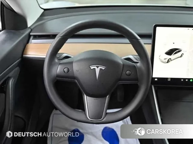 Tesla Model 3 2020 Белый из Кореи, фото 4
