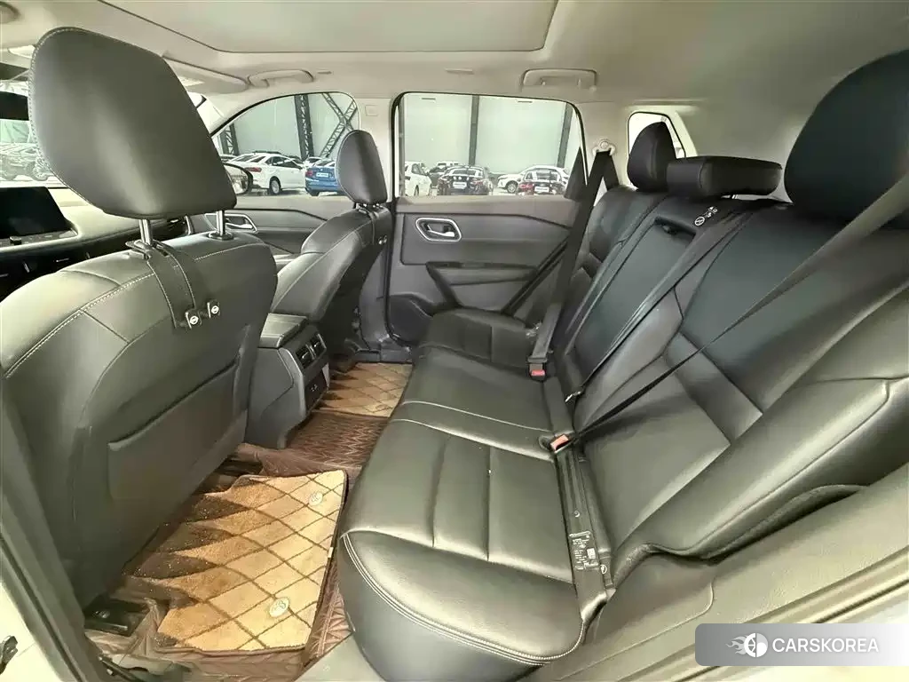 Nissan X-Trail 2021 Белый из Китая, фото 4