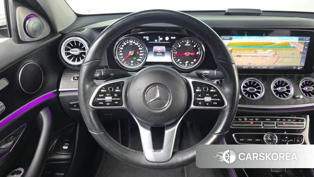 Mercedes-Benz E-Class W213 2020 Белый из Кореи, фото 4