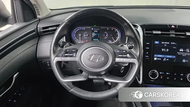 Hyundai Tucson (NX4) 2021 Серебристо-серый из Кореи, фото 4