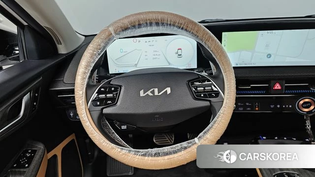 Kia EV6 2022 Белый из Кореи, фото 4